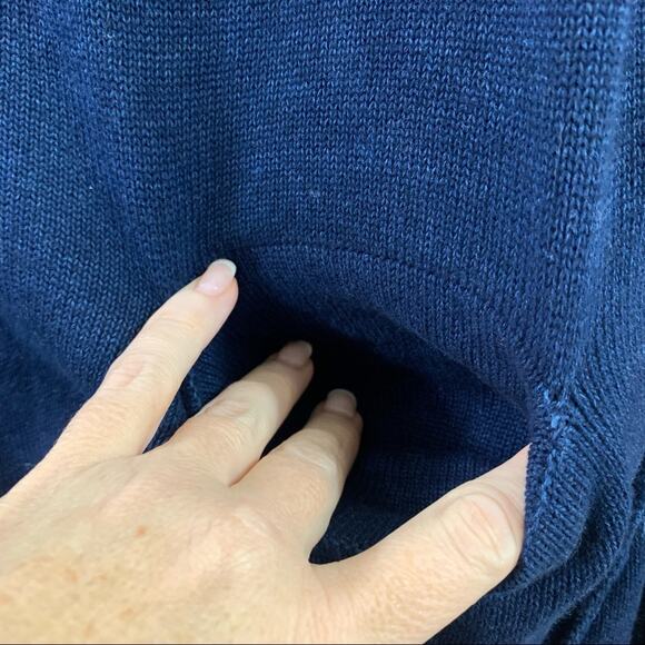 Splendid Knit Seamed Front Pocket Split Side Scoop Neck Navy Blue Sweater - Picture 3 of 5